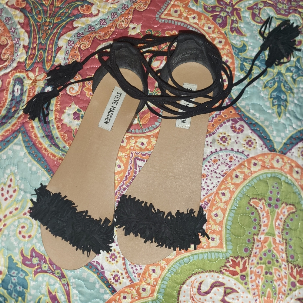 Black Steve Madden Sweety Flat Sandals size 6.5